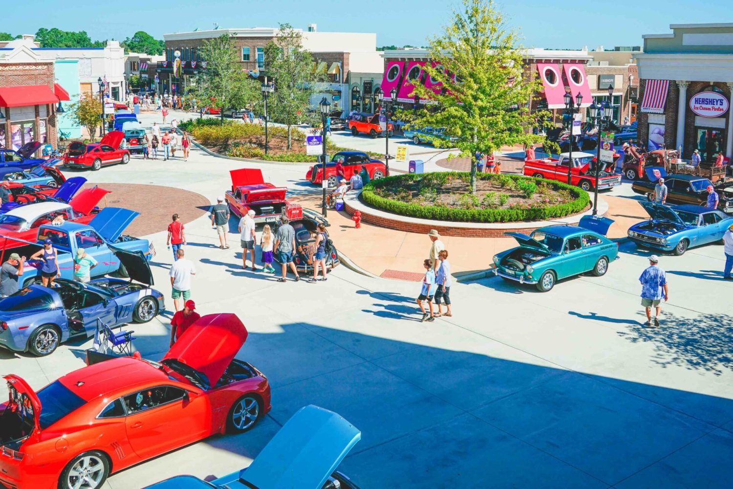 Labor-Day-Car-Show-Website-Graphics-Thumbnail-&-Hero-Image